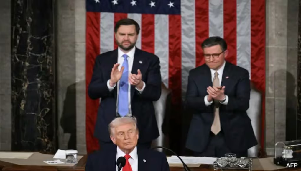 “美国曾经是个死气沉沉的国家,现在我们是最火热的国家”:特朗普的国情咨文