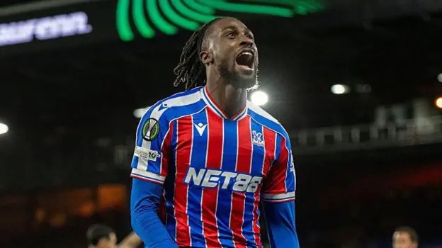 埃文&middot;盖桑德庆祝进球