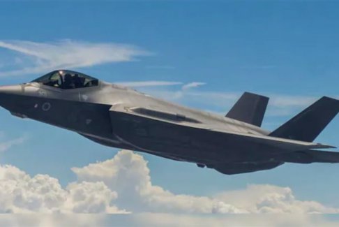 以色列F-35击落伊朗YAK-130的瞬间