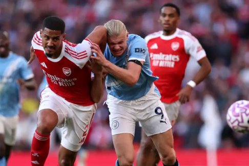 四冠王之争：阿森纳与曼城的较量