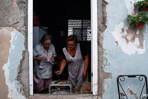 古巴在第二次停电后开始恢复供电 此前美国石油封锁