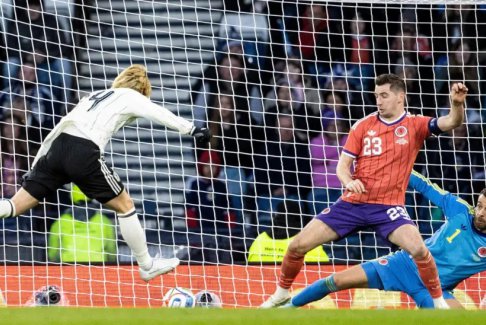 友谊赛苏格兰0-1日本