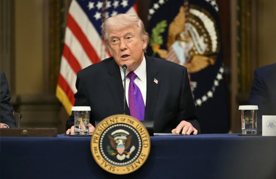 特朗普称将&ldquo;继续推进&rdquo;与以色列的联合空袭行动