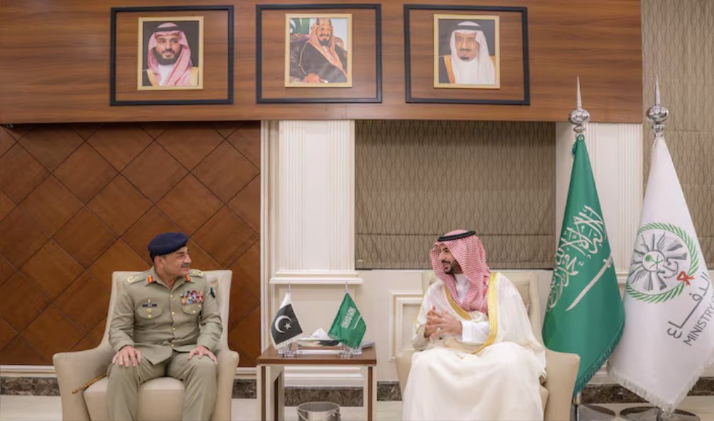 哈立德王子在与巴基斯坦军方首脑会面
