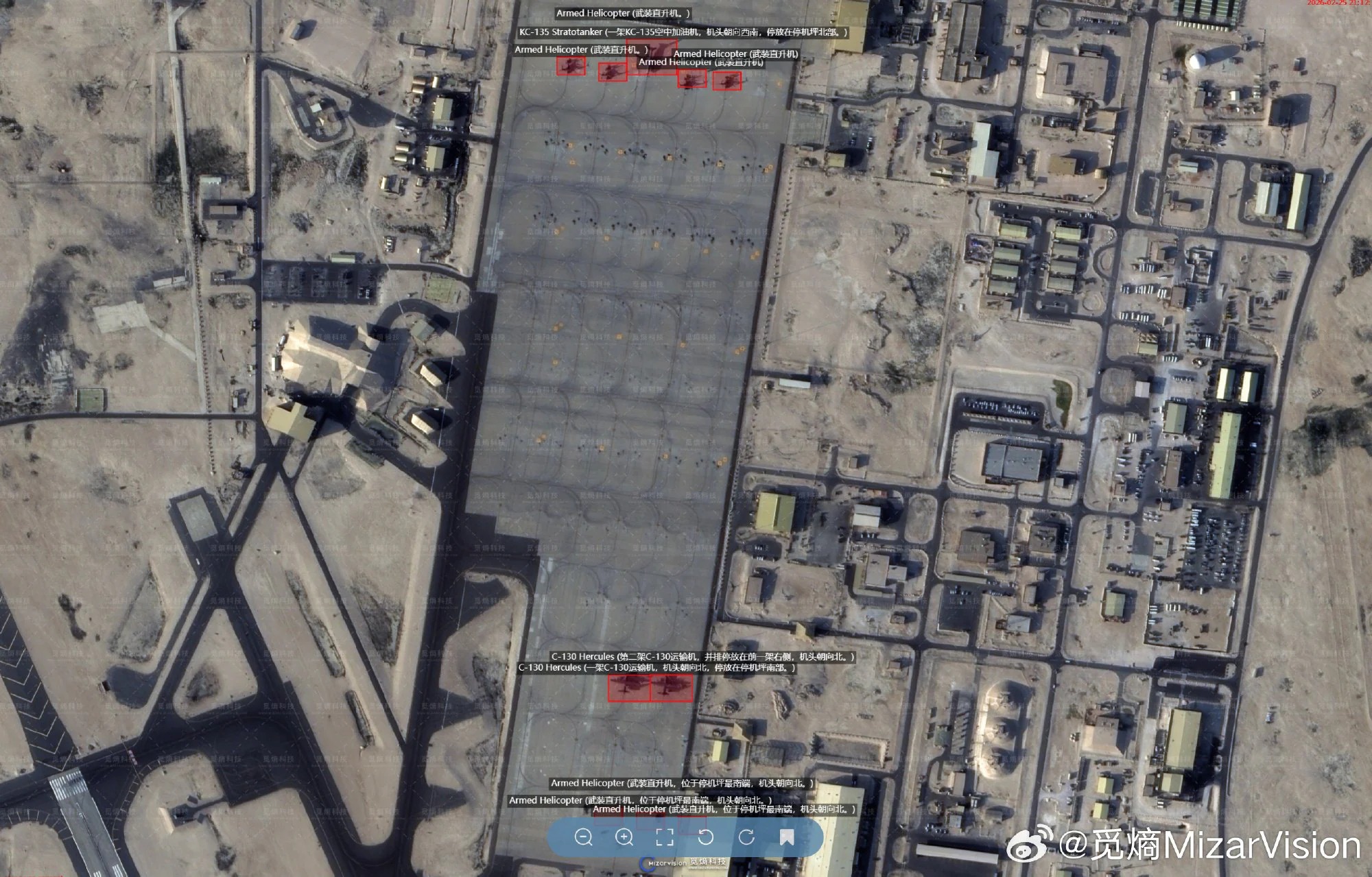 2月26日：卫星图像显示，乌代德空军基地停机坪上有一架KC-135加油机、两架C-130运输机和大约七架攻击直升机。