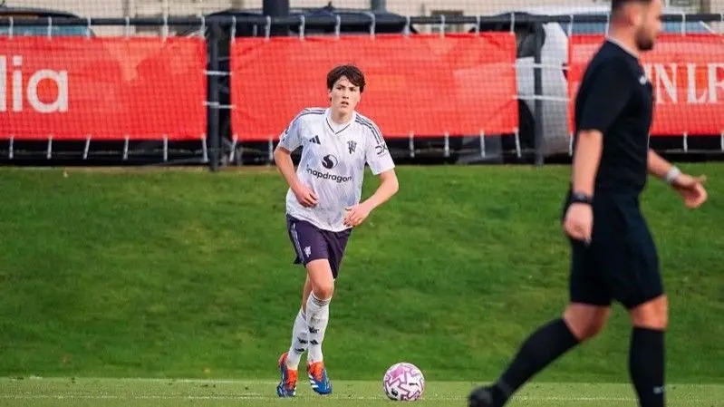 曼联球员丹&middot;阿默11月代表U18青年队出战利物浦