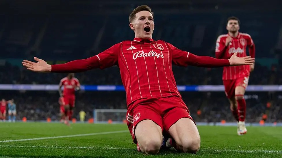 埃利奥特·安德森本赛季代表俱乐部和国家队出场42次,攻入两球。