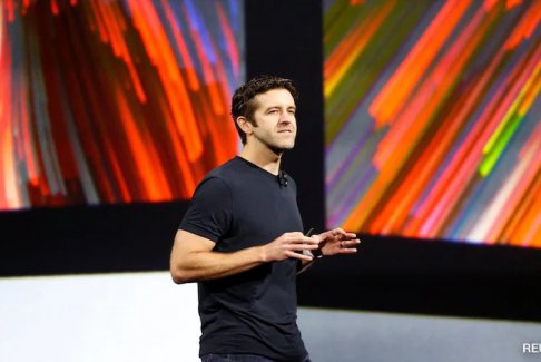 约翰·特纳斯将接替蒂姆·库克成为苹果公司的新任首