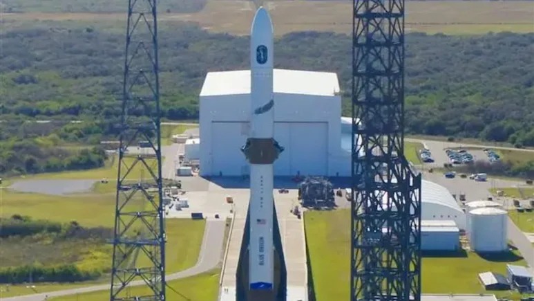 火箭于周日从卡纳维拉尔角太空部队基地发射升空