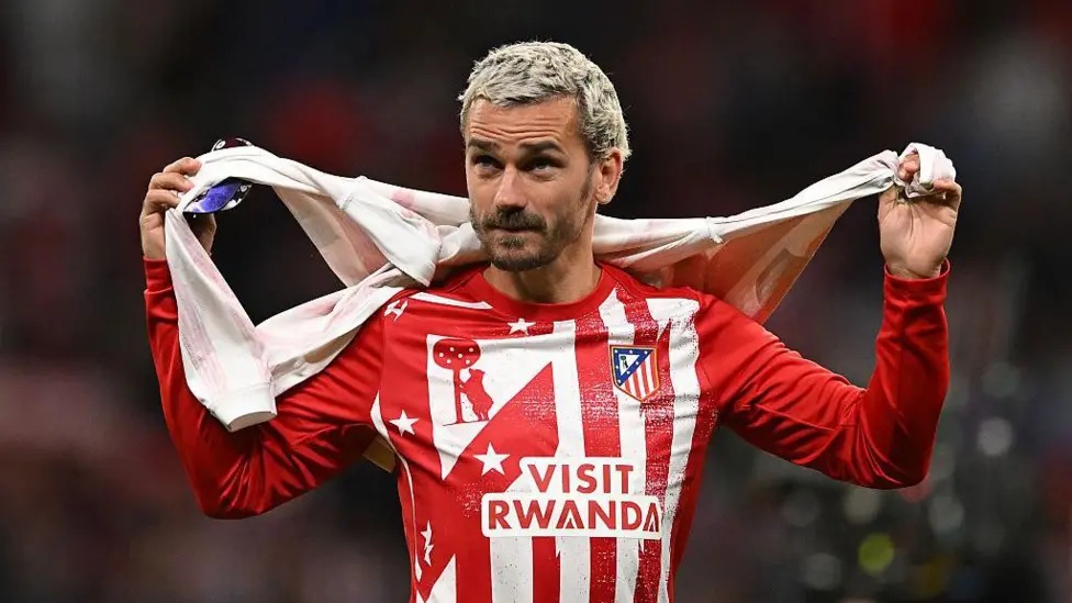 格列兹曼为马德里竞技出场494次，攻入212球。