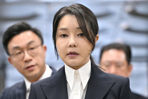 判处韩国前第一夫人金建熙四年监禁的法官被发现死