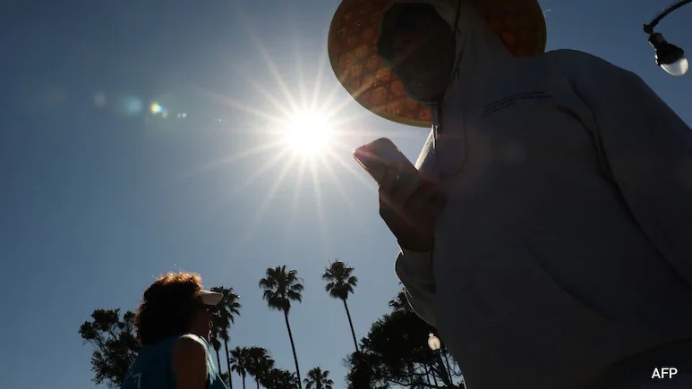 纽约市的体感温度达到了106华氏度
