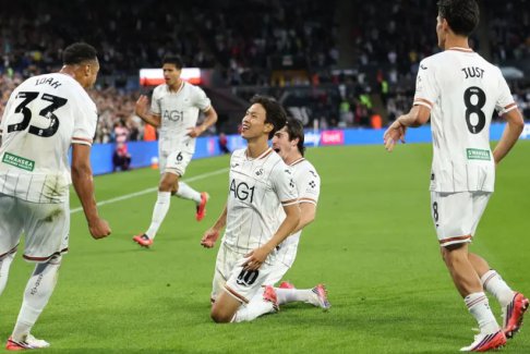 英冠联赛斯旺西城2-0沃特福德